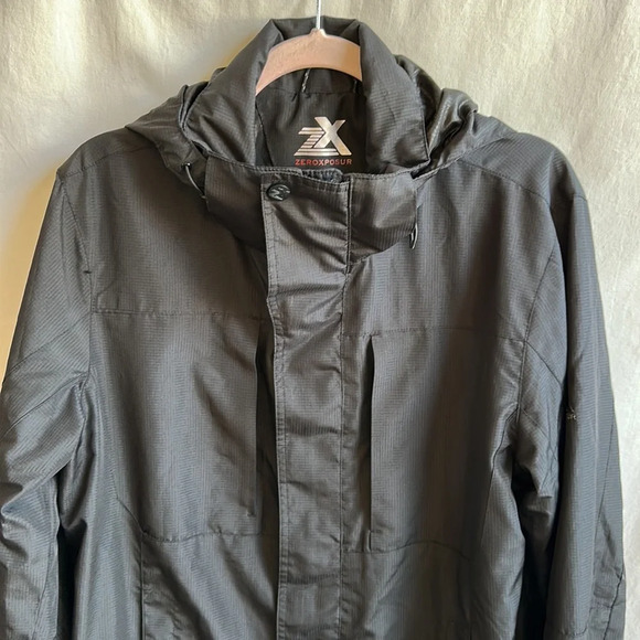 Zeroxposure black feature-filled jacket, size M - Picture 2 of 12